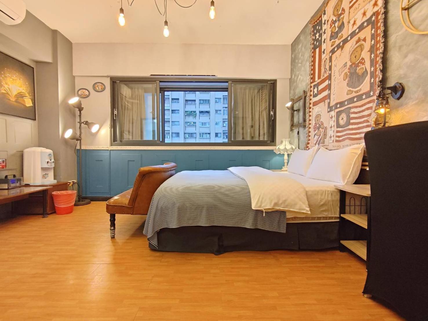 一中喵喵 有統編收據 Hotel Taichung Exterior photo